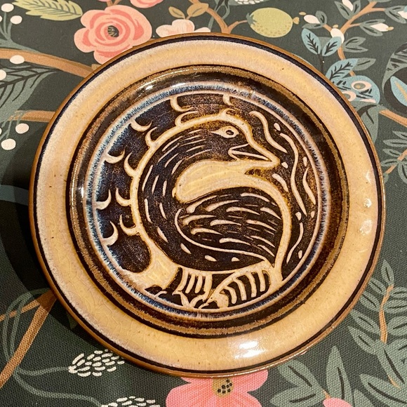 North Eagle Pottery Other - North Eagle Pottery Glazed Bird Ceramic Plate